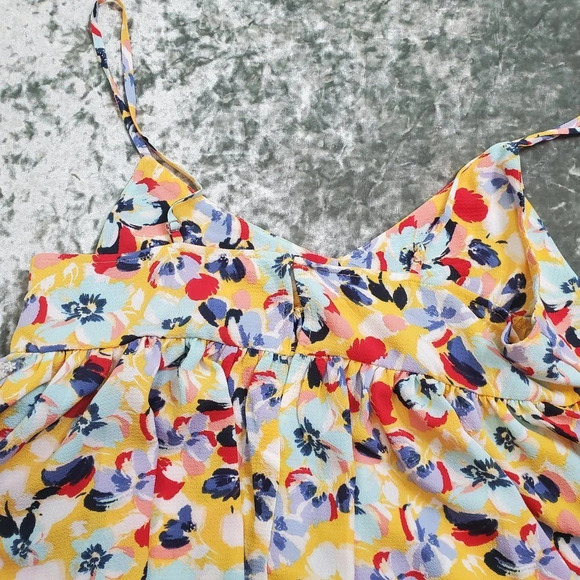 BCBGeneration Floral Cropped Babydoll Cami - Picture 5 of 6